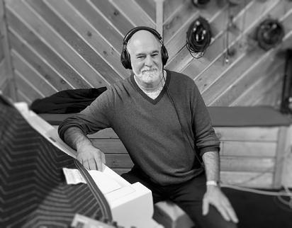 Pianist Jeremy Kahn at the "Frank Songs, My Way" recording session